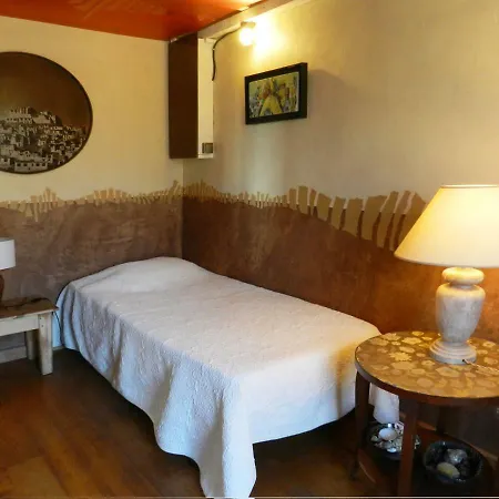 Holiday home Maison D'artiste